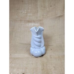 Vintage Niloak Twisted Vase Blue, WWII Winged Victory, 6-1/2" Tall